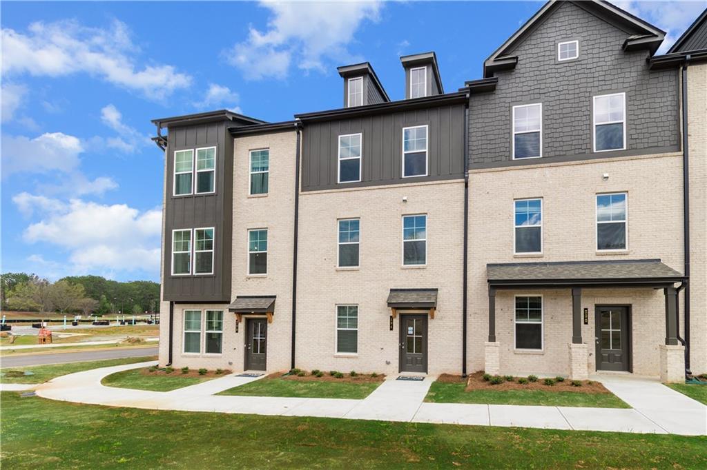 2804 Daybreak Lane