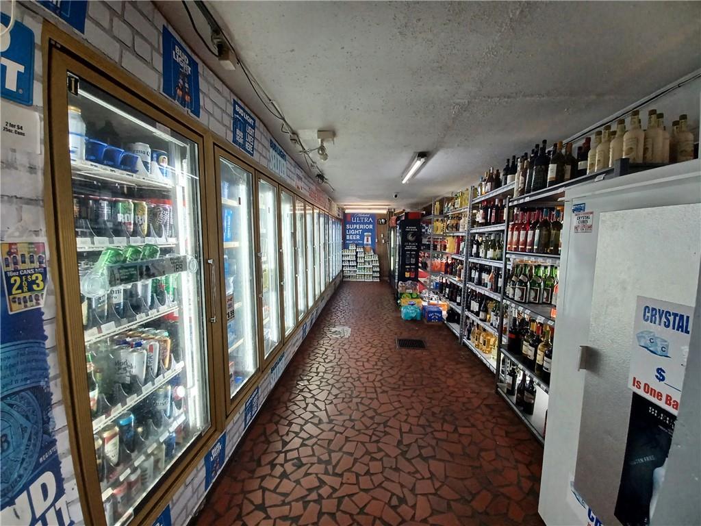 2240 Cascade Road SW