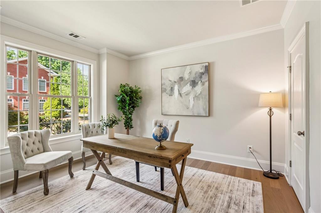 3711 Paces Park Circle SE