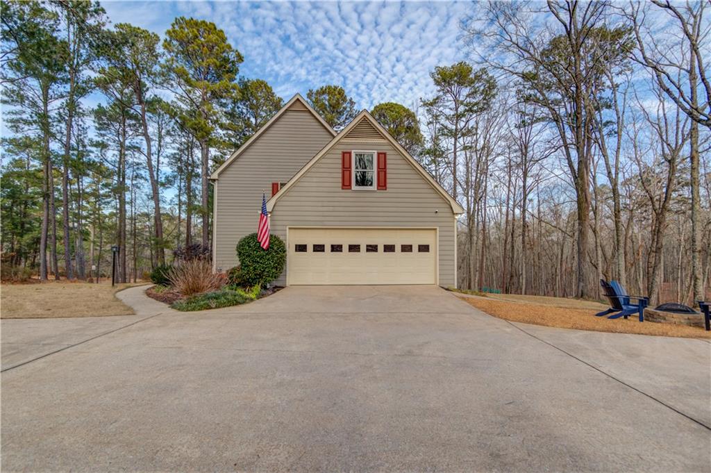 82 Cedar Bluff, Winder, Georgia image 8