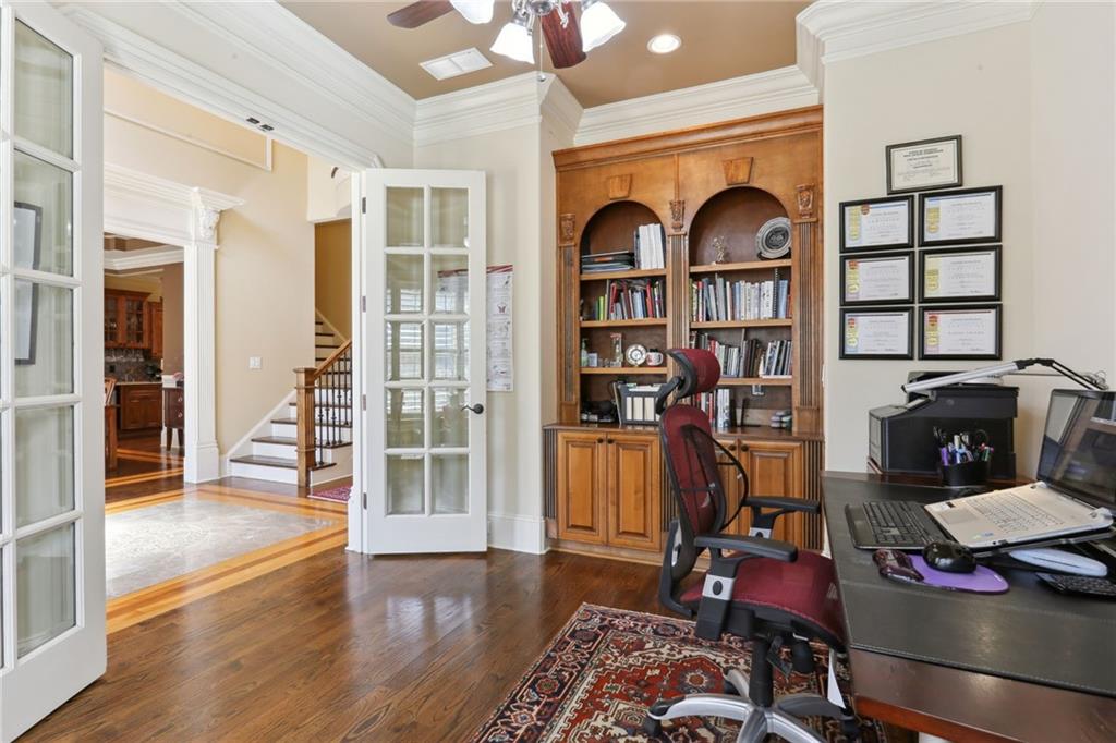 Lavista Woods - Residential