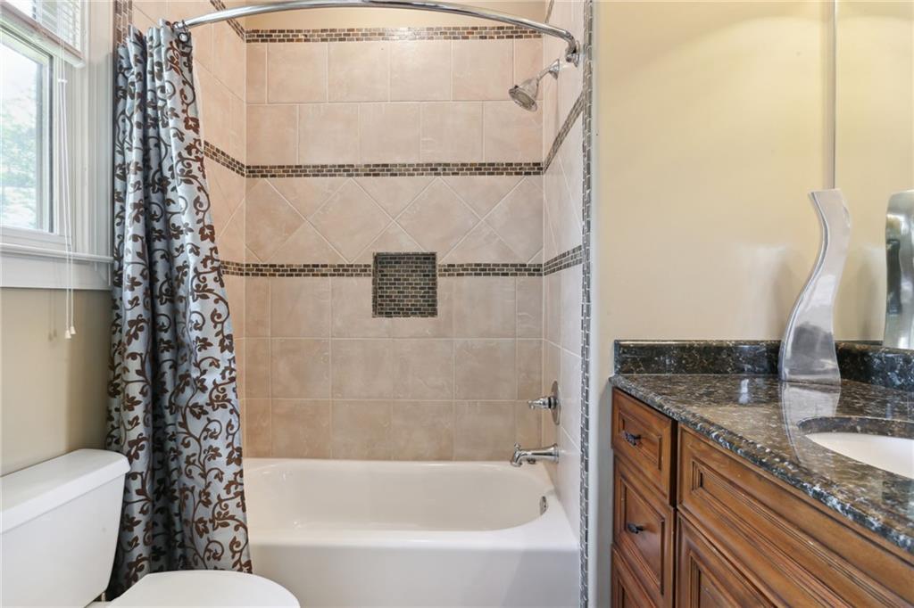Lavista Woods - Residential