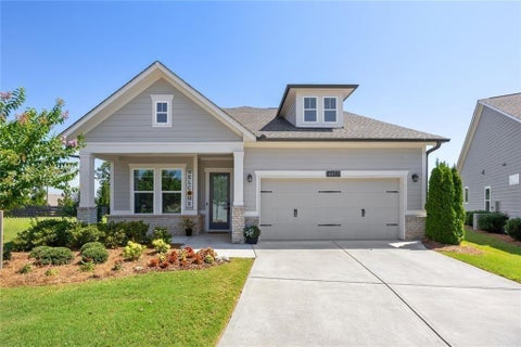Homes For Rent - 6853 River Rock Drive<br/> Flowery Branch, GA 30542