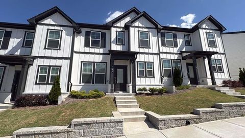 Townhouse For Rent - 145 Star Court<br/> Jackson County, Pendergrass, GA 30567