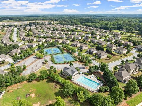 A home in Dacula