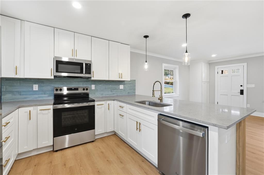 3519 Larkspur Terrace