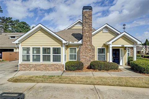 Condo For Sale - 2357 Chimney Cottage Circle<br/> Marietta, GA 30066