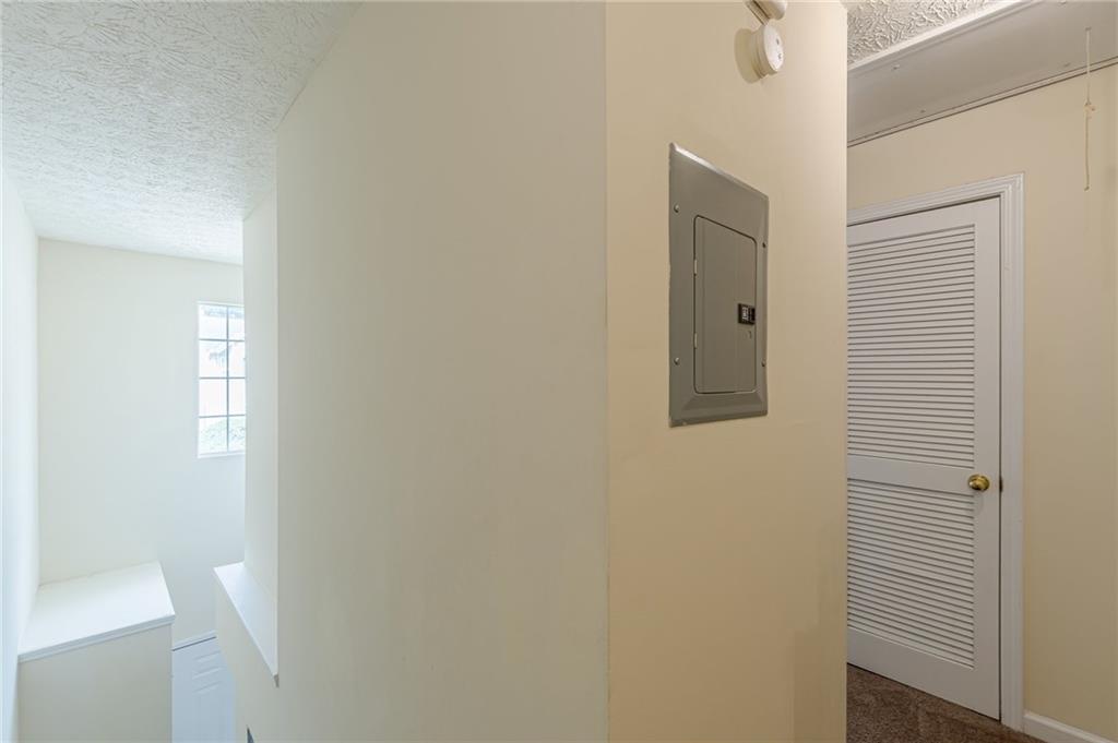 5680 Hampton Court, Atlanta, Georgia image 19
