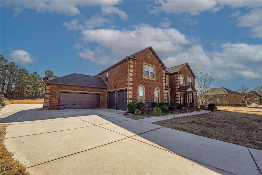 1504 Everson Walk
