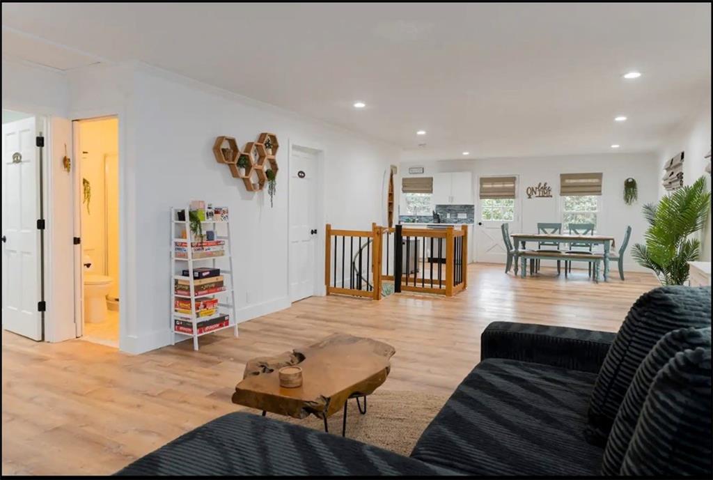 42 Wooding Place