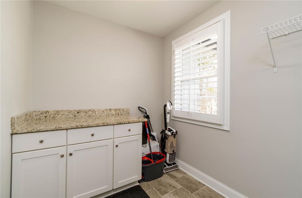 15 Jamilee Cove, Cartersville, Georgia image 32
