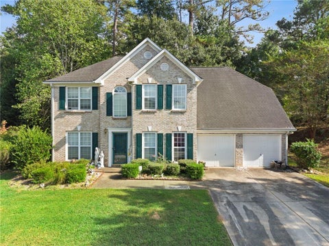 Homes For Sale - 6833 Wynmeadow Dr<br/> Stone Mountain, GA 30087