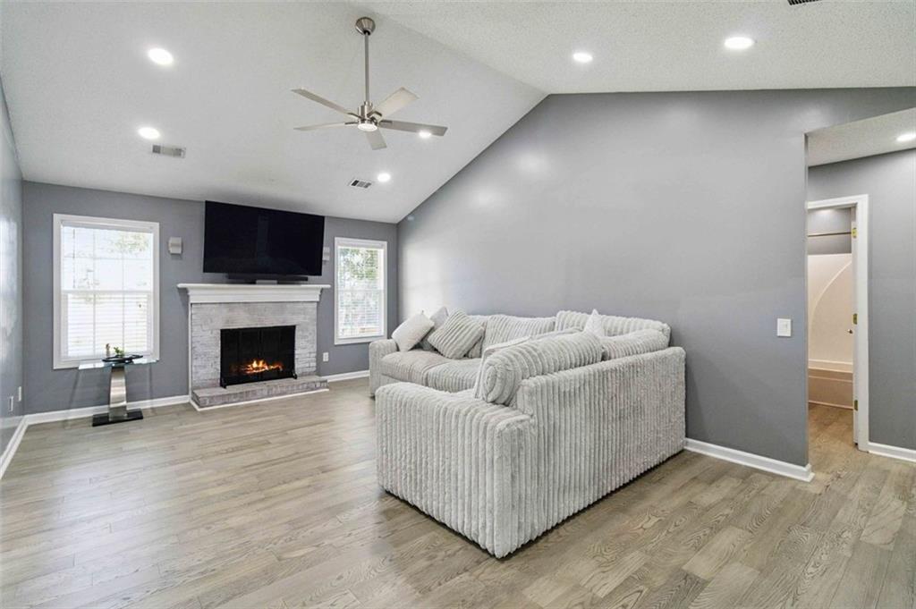 252 Natchez Circle