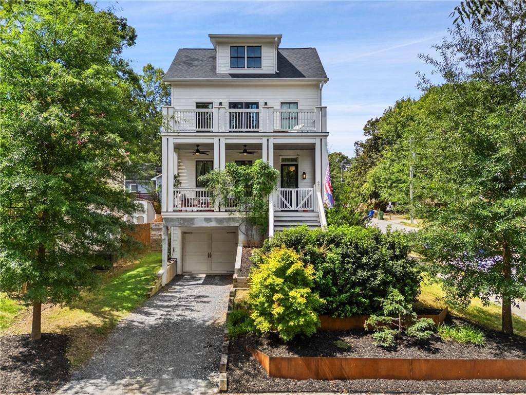 62 Montgomery Street NE