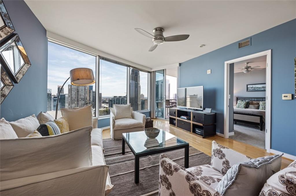3338 PEACHTREE Road NE 2804