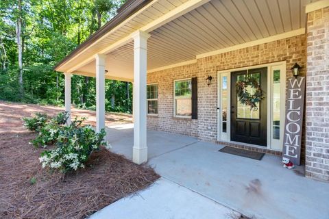 A home in Pendergrass