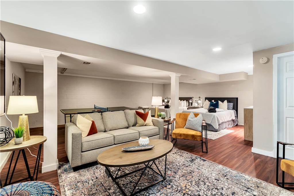 Hidden Hills - Residential Lease