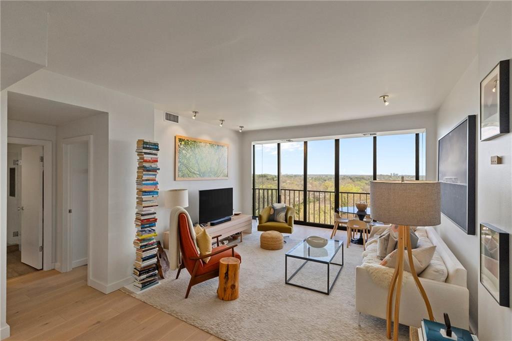 145 15th Street NE 1009