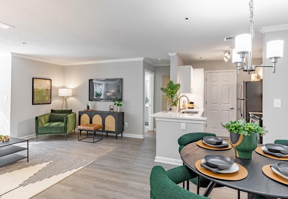 2124 Gables Drive 1239