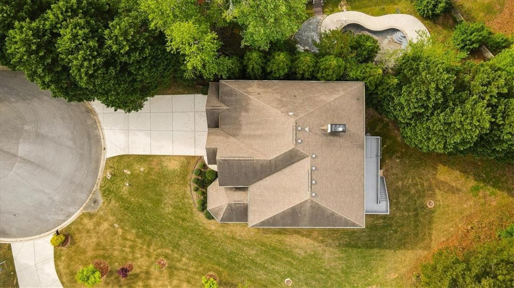 1365 Willis Lake Drive