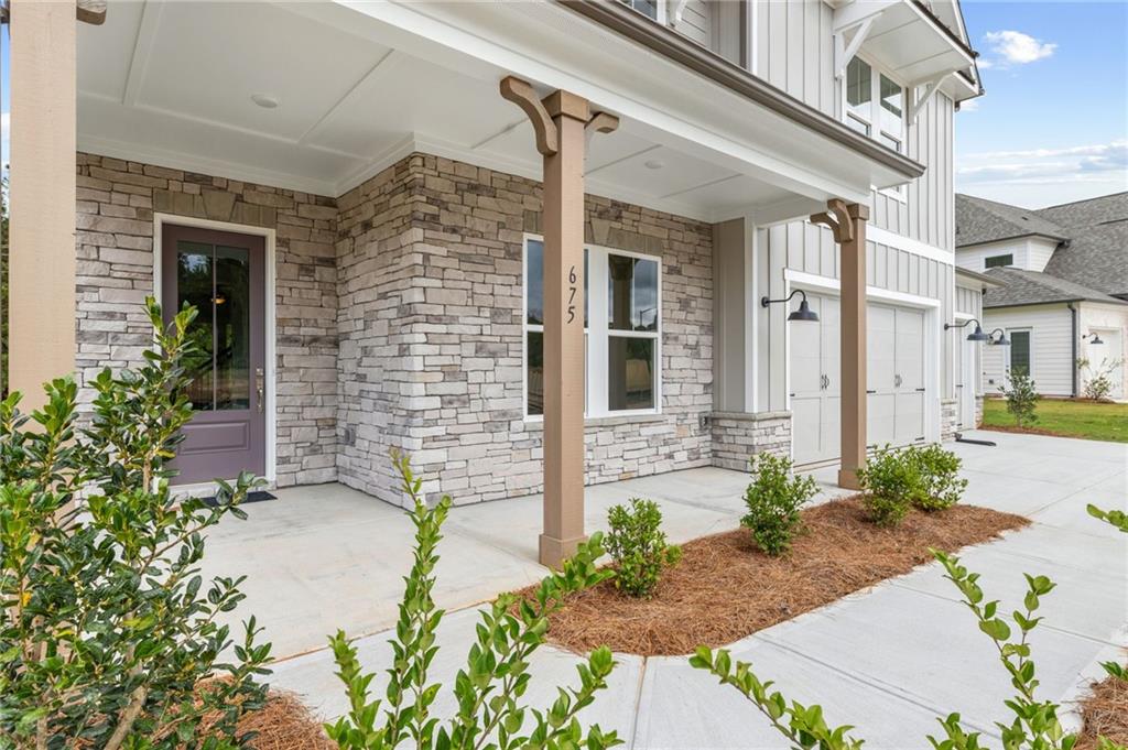 675 Crest Line Trail