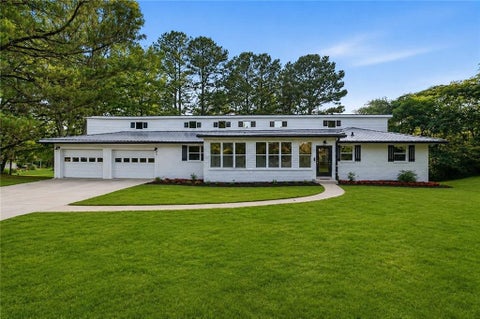 Homes For Sale - 343 Academy Drive<br/> Dallas, GA 30132