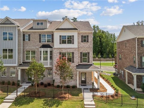 Townhouse For Sale - 523 Fundao Lane #34<br/> Lawrenceville, GA 30046