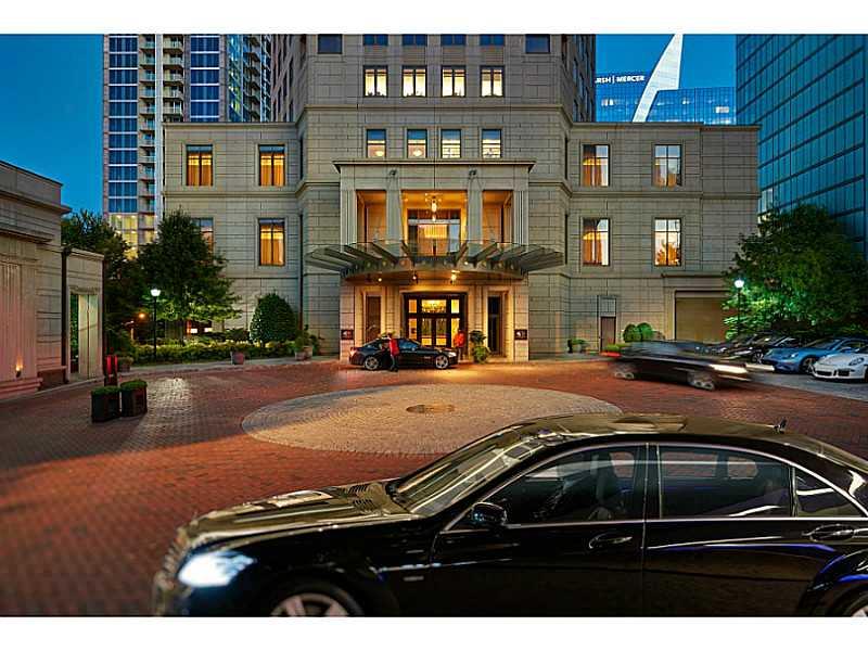 Mandarin Oriental Residences - Residential