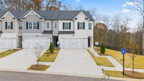 Townhouse For Sale - 233 Sound Circle<br/> Stockbridge, GA 30281