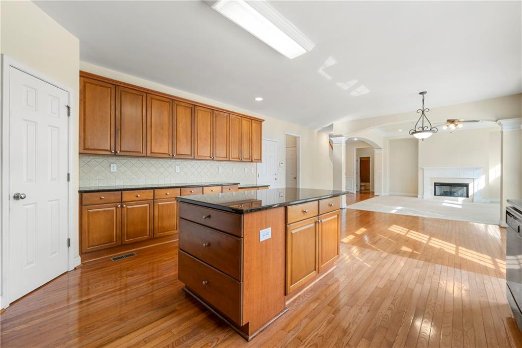 1251 Irwin Lake Way, Marietta, Georgia image 33