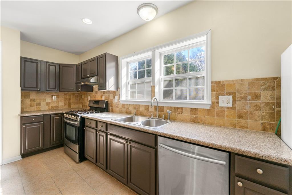 1251 Irwin Lake Way, Marietta, Georgia image 37