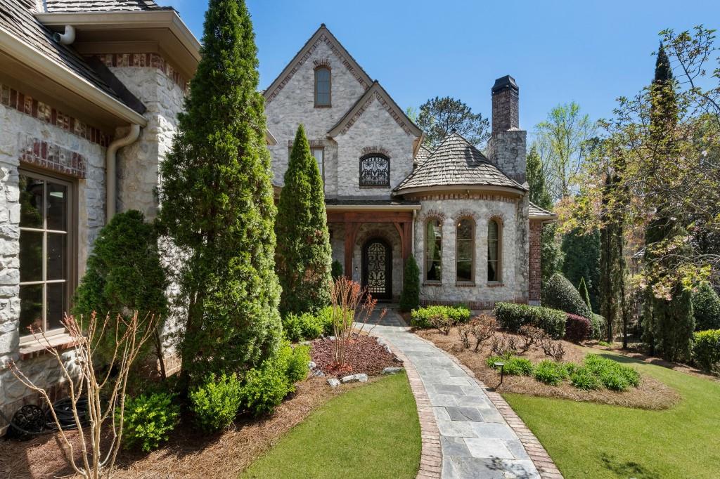 290 Ardsley Lane, Alpharetta, Georgia image 3