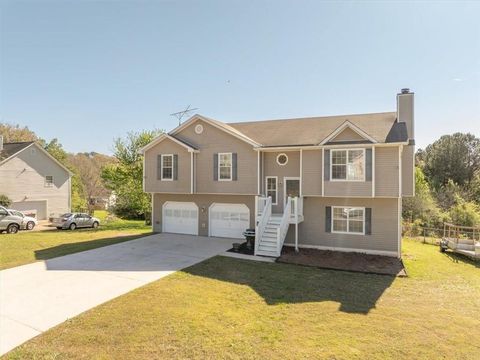 Homes For Sale - 3237 Windgate Drive<br/> Buford, GA 30519