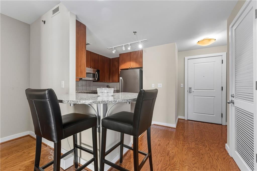 3338 Peachtree Road NE 505