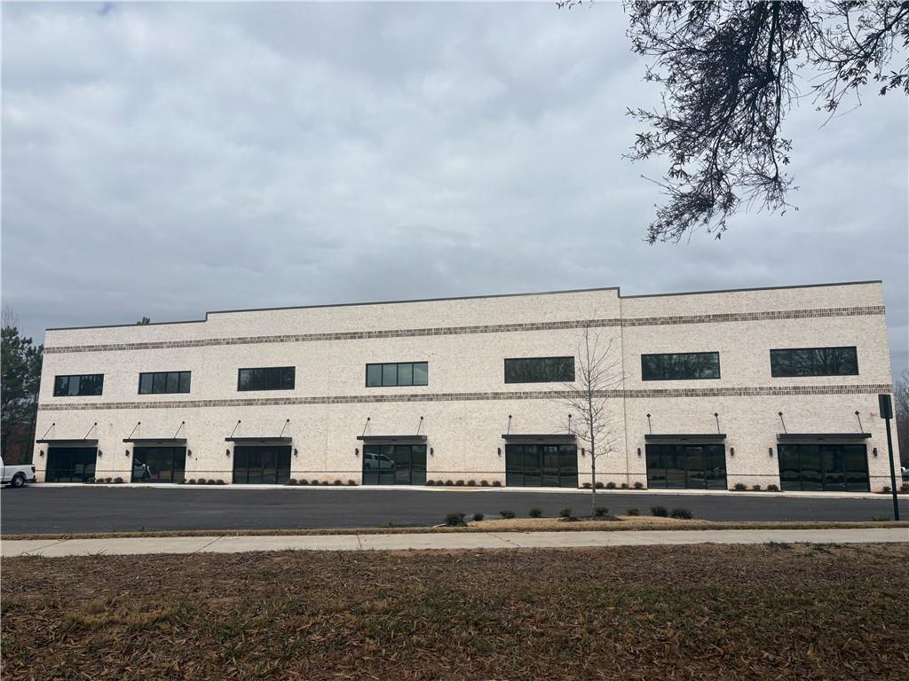 4105 Commerce Street 500