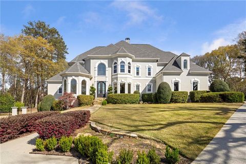 Homes For Sale - 10610 Montclair Way<br/> Duluth, GA 30097