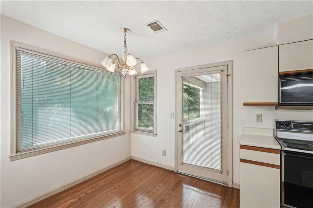 44 Saint Claire Lane, Atlanta, Georgia image 11