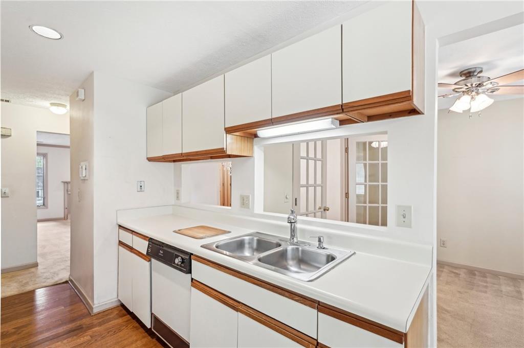44 Saint Claire Lane, Atlanta, Georgia image 15