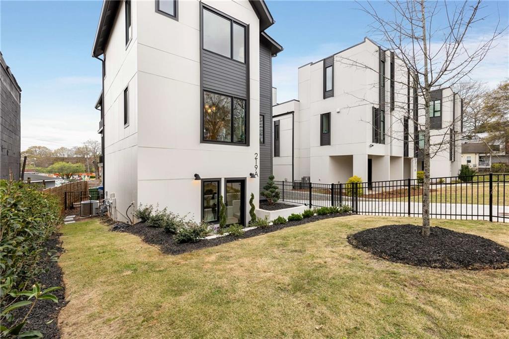 219 Howell Drive #A, Atlanta, Georgia image 43