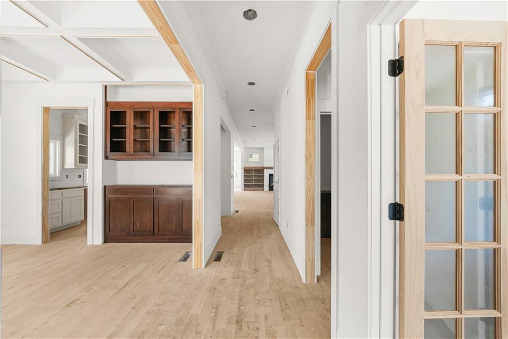 649 Hemlock Circle SE