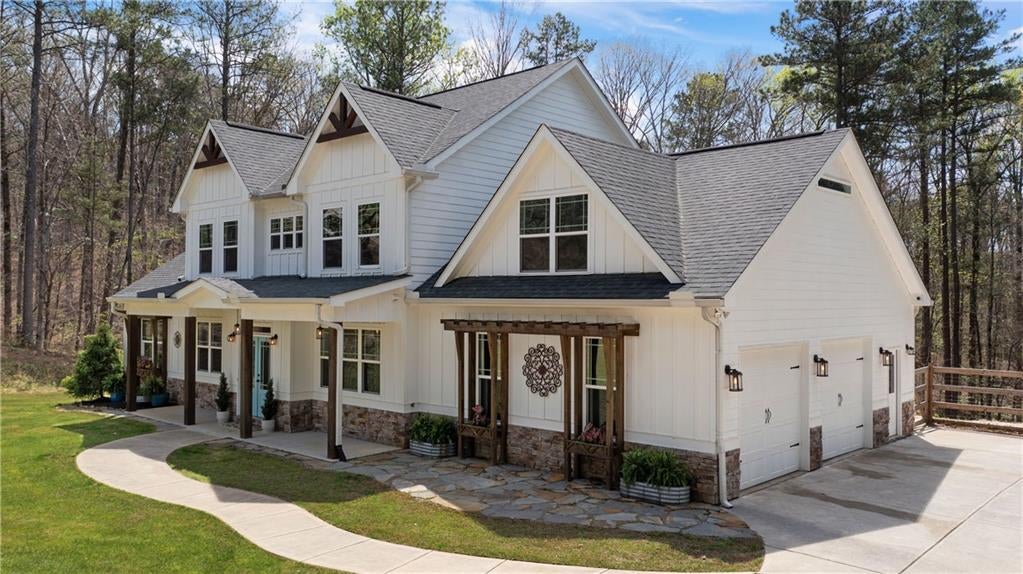 401 Blossom Trail