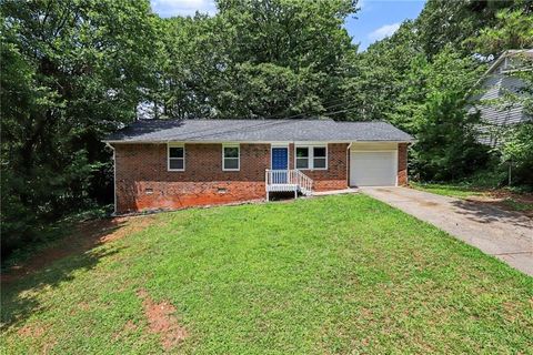 Photo of 2541 Kelly Lake Drive, Decatur, GA 30032 (MLS # 7805447)