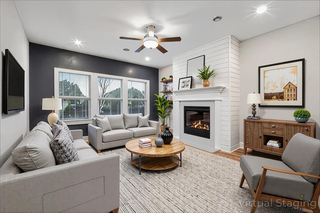 802 Oak Promenade Lane