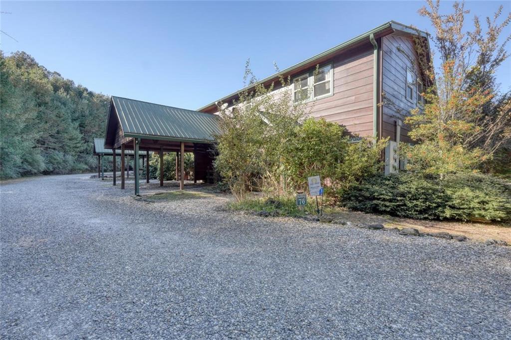 76 River Forest #D Place