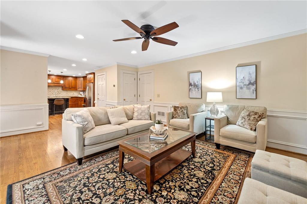 Windsor Oaks - Residential