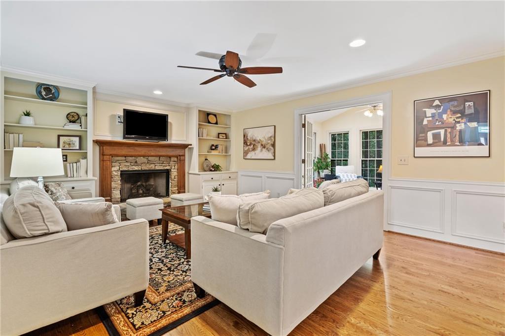 Windsor Oaks - Residential