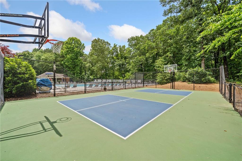 Windsor Oaks - Residential