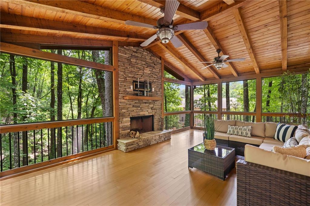Windsor Oaks - Residential