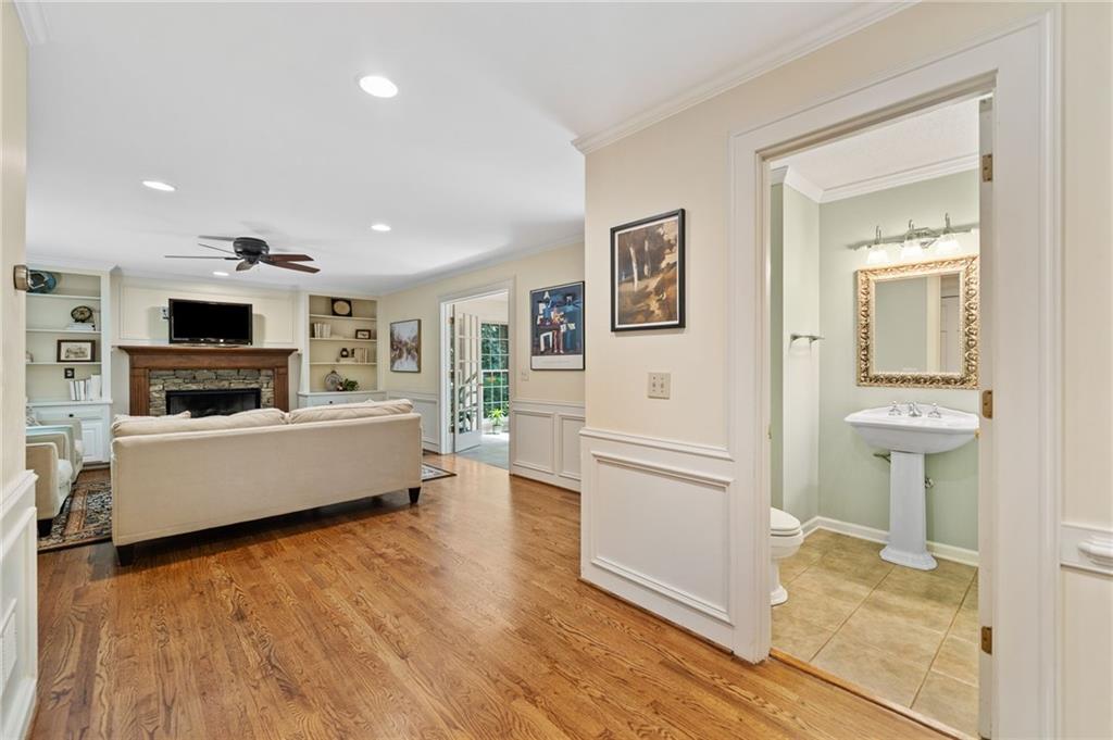 Windsor Oaks - Residential