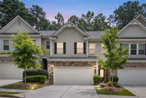 Townhouse For Sale - 2463 Shetley Creek Drive<br/> Gwinnett County, Norcross, GA 30071